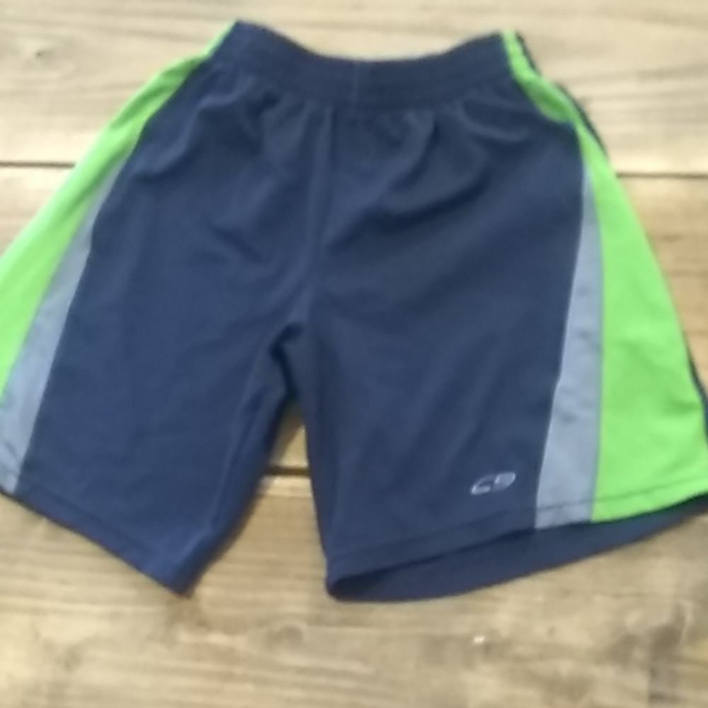 Champion (8-10) shorts
